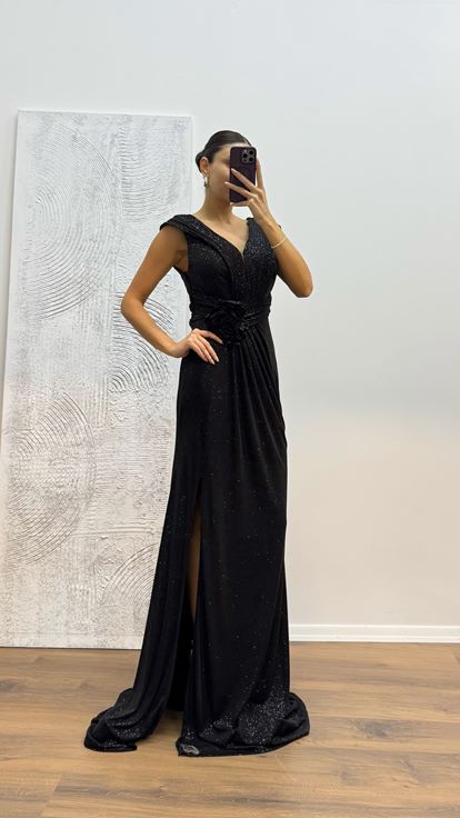 Abito da sera glitter con cinturino nero