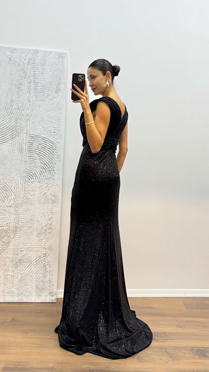 Abito da sera glitter con cinturino nero