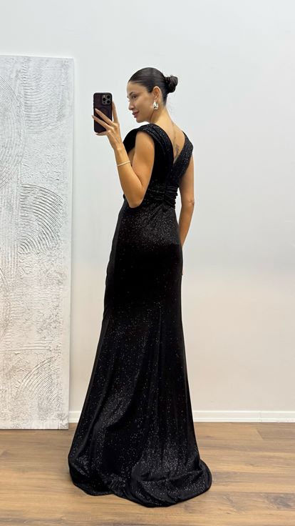 Abito da sera glitter con cinturino nero