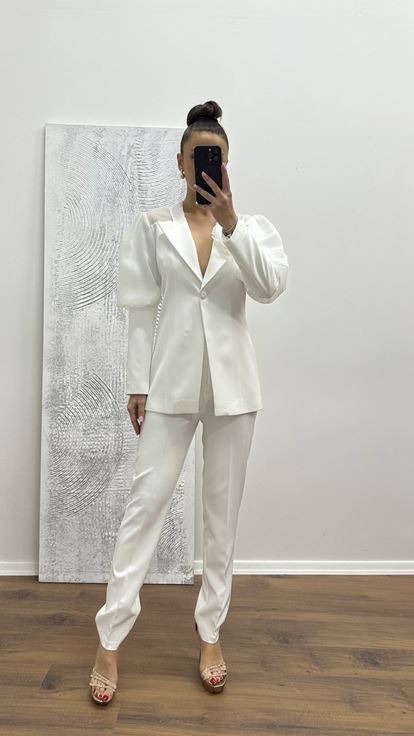 Weißes Abendkleid-Set mit Ballonärmeln