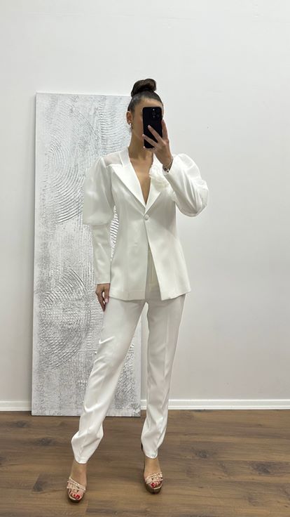 Weißes Abendkleid-Set mit Ballonärmeln