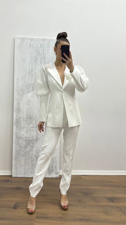 Weißes Abendkleid-Set mit Ballonärmeln