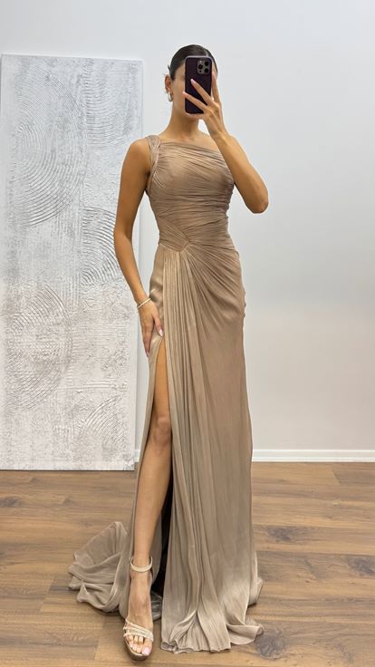Koyu Gold Tek Omuz Drape Detay Şifon Abiye Elbise