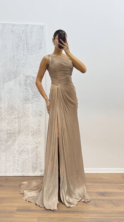 Koyu Gold Tek Omuz Drape Detay Şifon Abiye Elbise