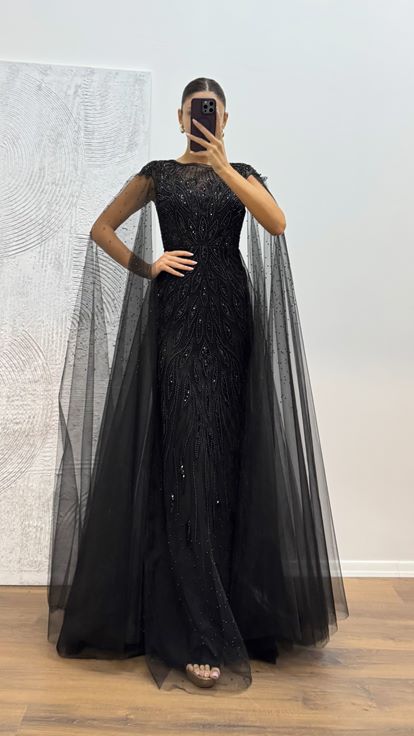 Siyah Tül İşlemeli Abiye Elbise