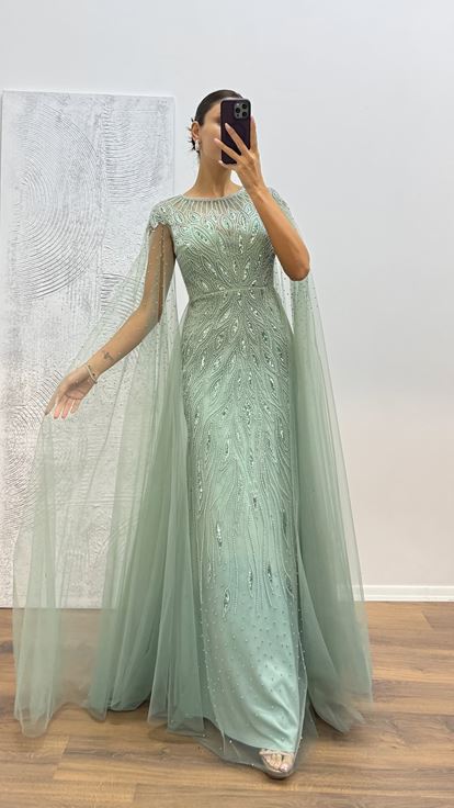 Robe de soirée brodée en tulle menthe