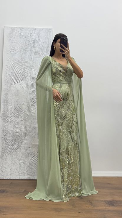 Mint Kolları Tül İşlemeli Abiye Elbise