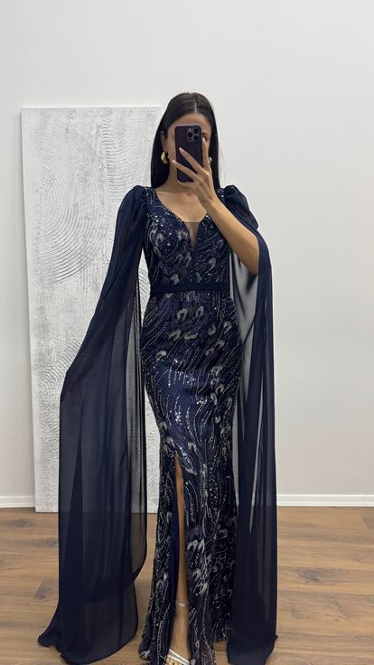 Lacivert Kolları Tül İşlemeli Abiye Elbise