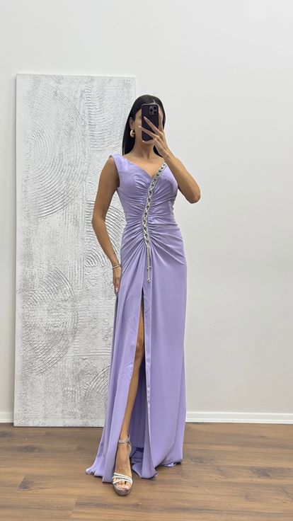 Lilac V Neck Chain Detail Evening Dress