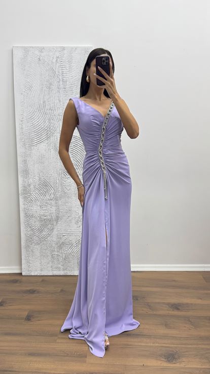 Lilac V Neck Chain Detail Evening Dress