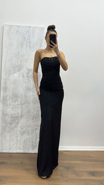 Schwarzes trägerloses Abendkleid mit bestickten Details