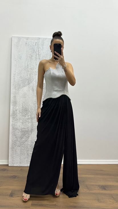 Robe de soirée argentée sans bretelles