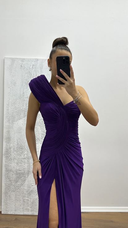 Mor Tek Omuz Drapeli Abiye Elbise