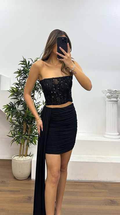 Siyah Büstiyer Etek Takım