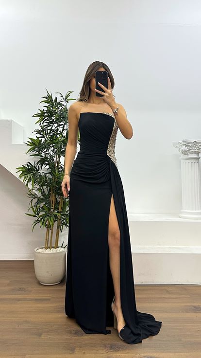Robe de soirée noire sans bretelles