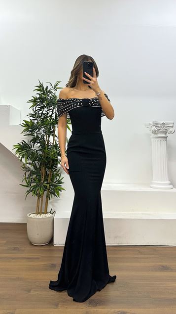 Schwarzes Abendkleid mit Schleifendetail