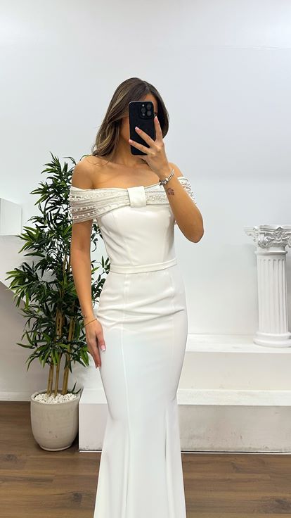 Beyaz Fiyonk Detay Abiye Elbise