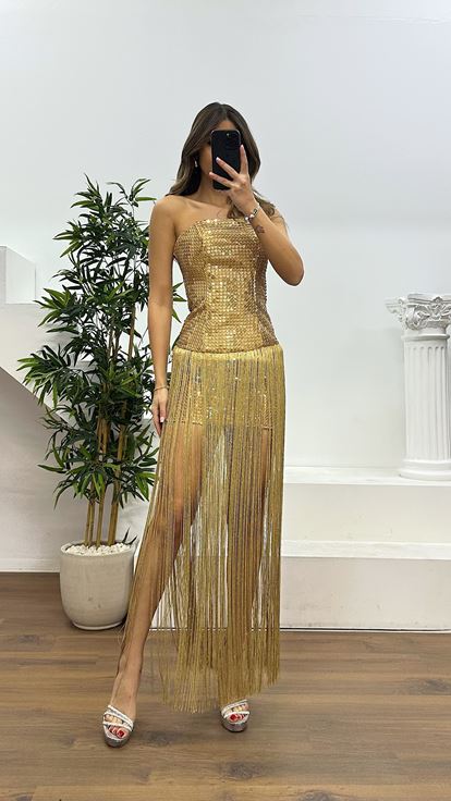 Robe de soirée dorée sans bretelles à franges