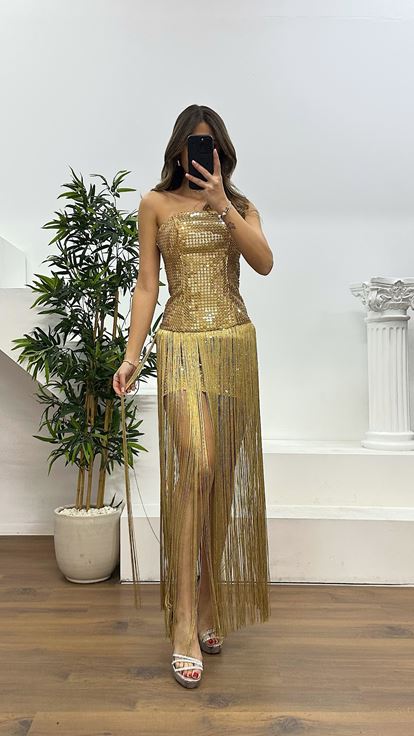 Robe de soirée dorée sans bretelles à franges