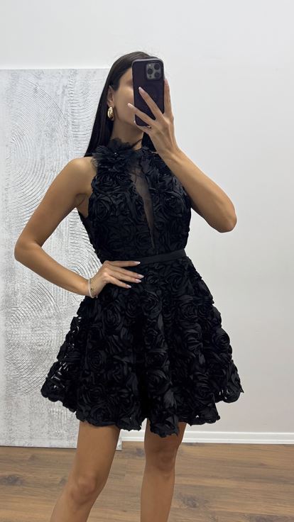 Siyah Boyundan Bağlamalı Kısa Tasarım Abiye Elbise