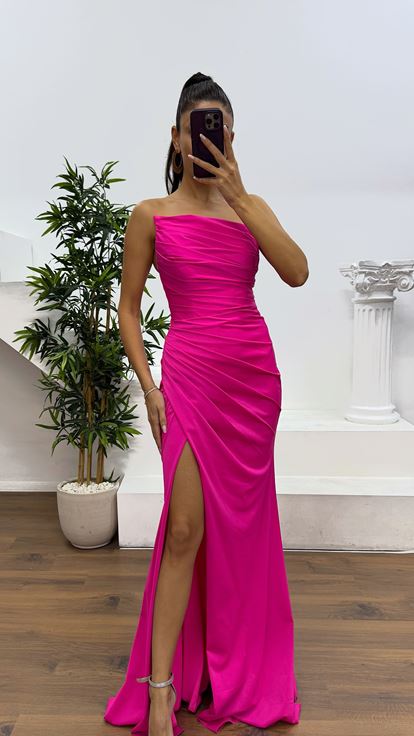 Trägerloses Glitzer-Abendkleid in Fuchsia