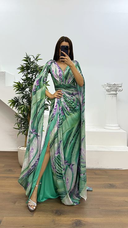 Vestido de noche estampado con escote en V color verde aguamarina