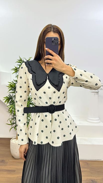 Ekru Bebe Yaka Puantiyeli Etek Takım