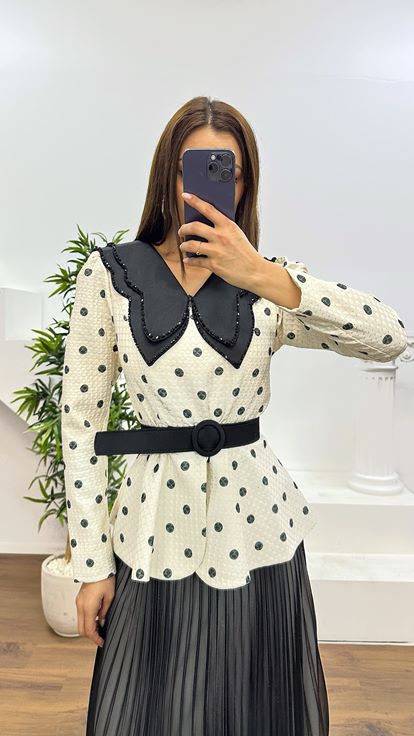 Ekru Bebe Yaka Puantiyeli Etek Takım