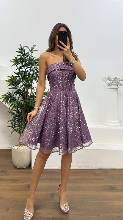 Lila Straplez Boncuklu Mini Abiye Elbise