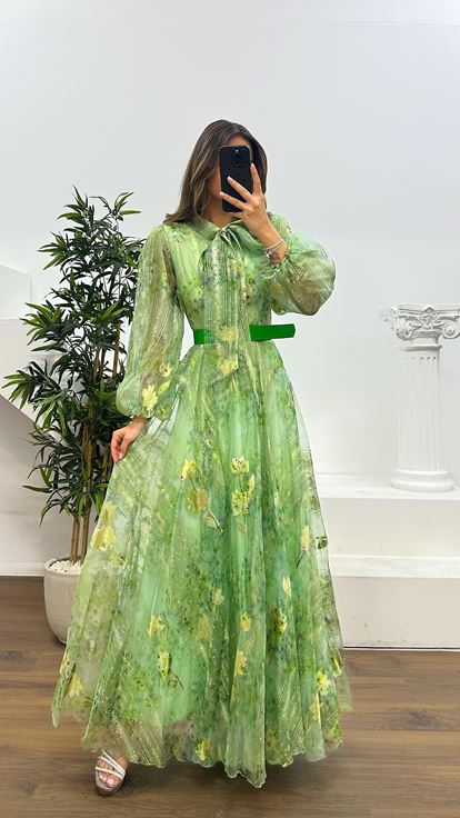 Robe de soirée en tulle à motifs floraux verts