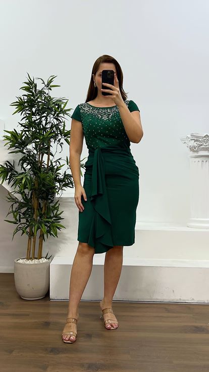 Abito da sera midi con carta da parati verde