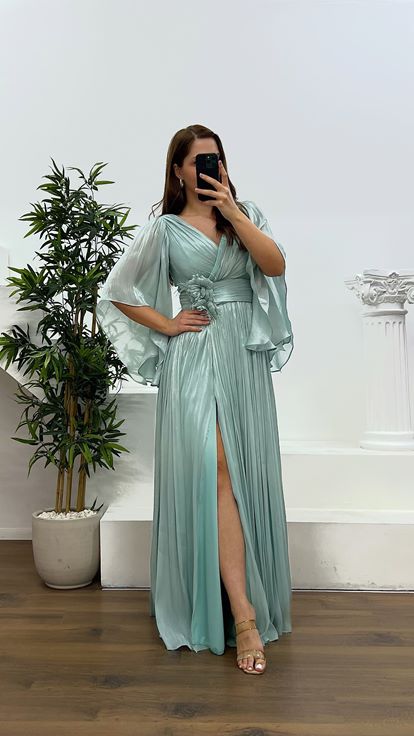 Cağla V-Neck Floral Detail Plus Size Evening Dress