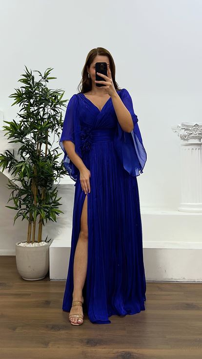 Saks V-Neck Flower Detail Plus Size Evening Dress