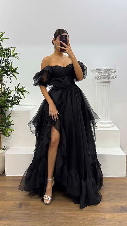 Siyah Kısa Kollu Tül Abiye Elbise