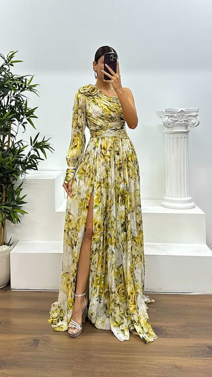 Safran Tek Kol Desenli Abiye Elbise