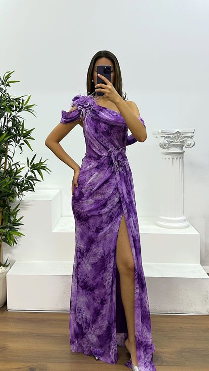 فستان سهرة شيفون أرجواني بكتف واحد