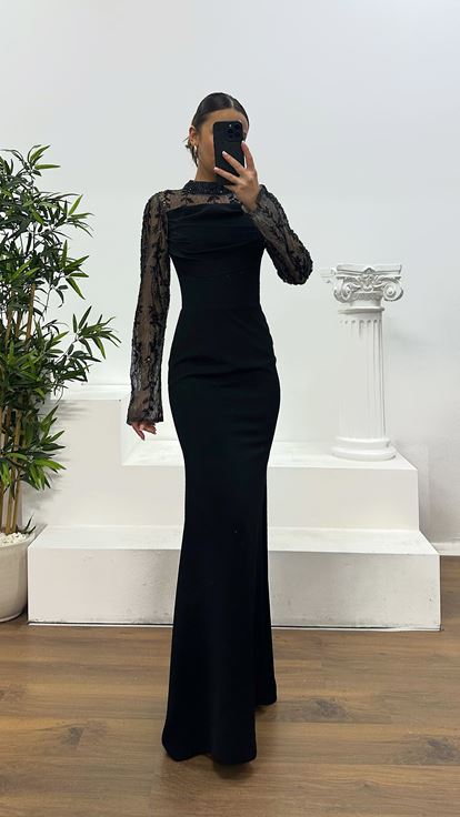 Siyah Yaka Transparan Detay Abiye Elbise