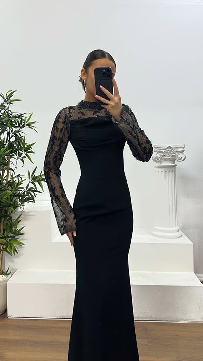 Siyah Yaka Transparan Detay Abiye Elbise