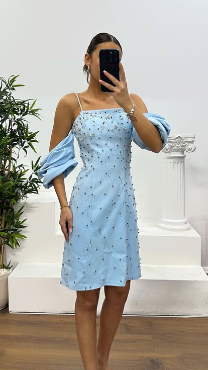 Bebe Mavi Balon Kol İşlemeli Kısa Abiye Elbise