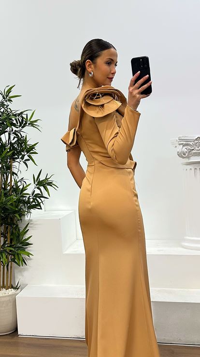 Abito da sera con dettagli floreali in vita Kapıcino