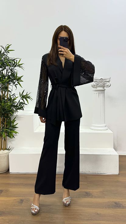 Siyah Kolları Tül Pantolon Ceket Takım