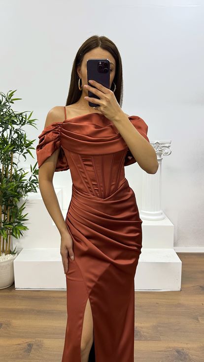 Bakır İp Askılı Saten Abiye Elbise