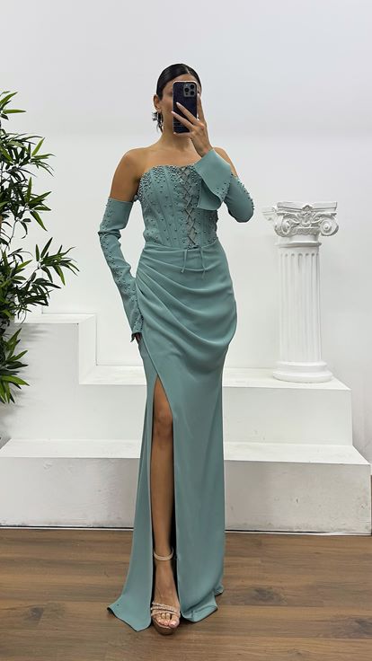 Çağla Straplez İncili Abiye Elbise