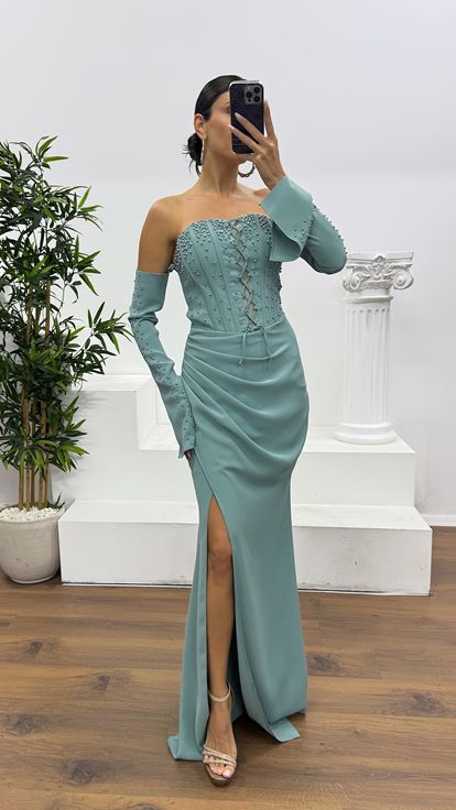 Çağla Straplez İncili Abiye Elbise