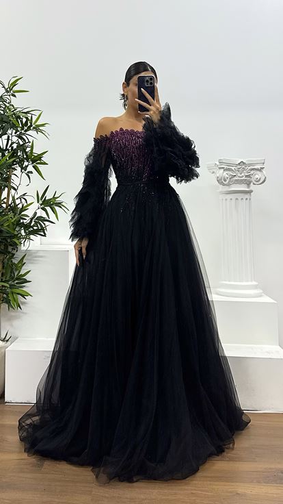 Black Tulle Embroidery Detail Special Design Evening Dress