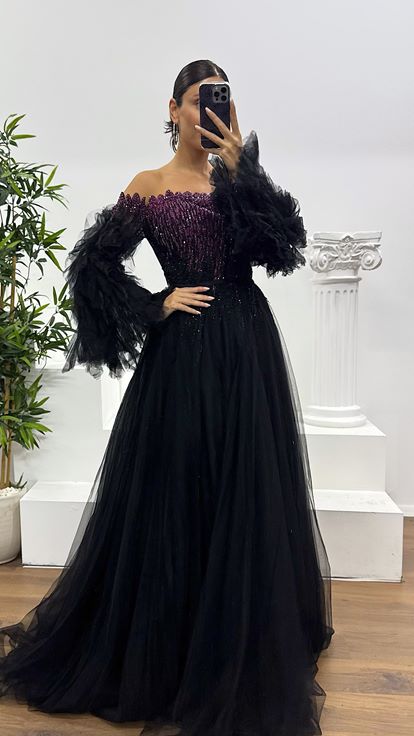 Black Tulle Embroidery Detail Special Design Evening Dress