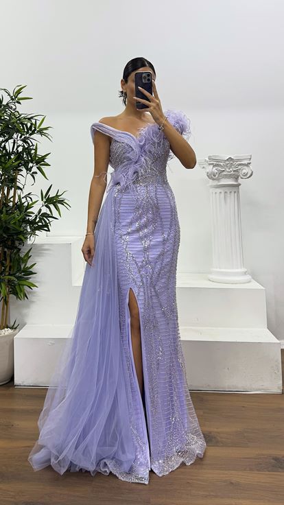 Lilac Embroidered Special Design Evening Dress