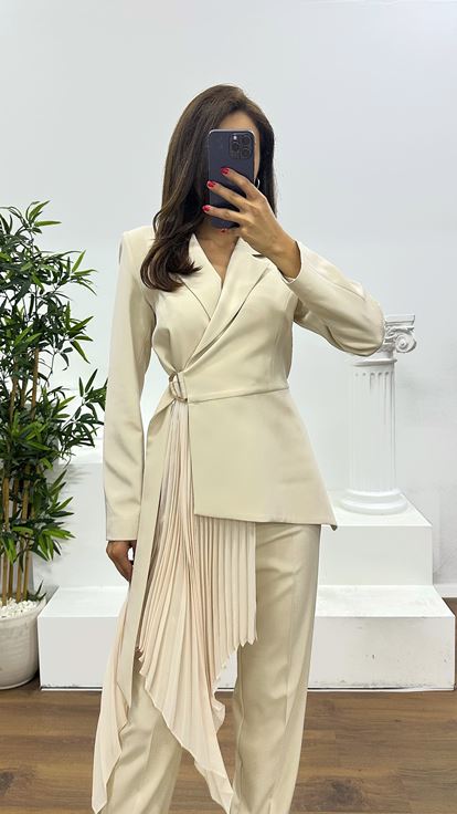 Bej Kemerli Ceket Takım