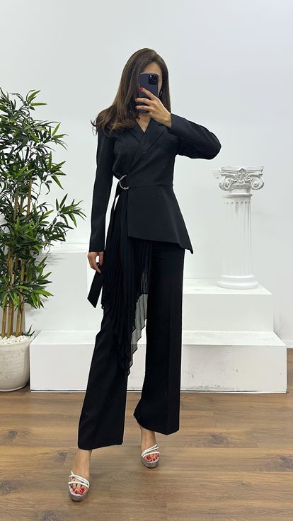 Siyah Kemerli Ceket Takım