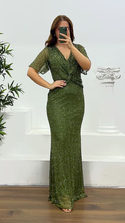 فستان سهرة كاكي مطرز بالخرز بمقاسات كبيرة